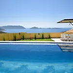 别墅 Seaview Luxury In 卡斯