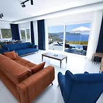 Seaview Luxury In 卡斯