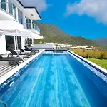 Seaview Luxury In 卡斯