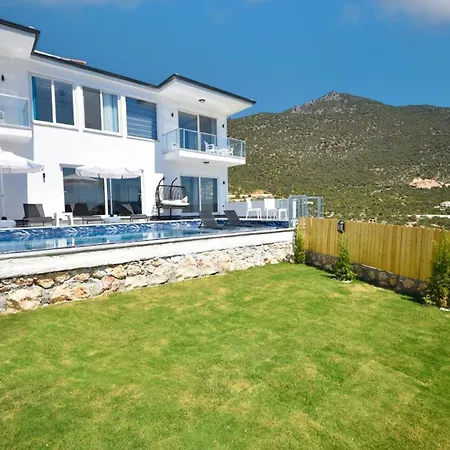 Вілла Seaview Luxury In